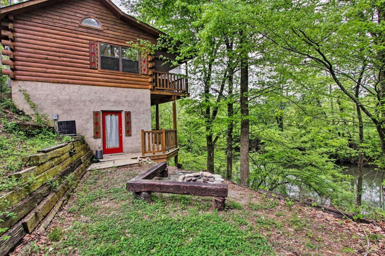 River Rush- Cozy Riverfront Cabin 5 Mi To Pigeon Forge Севьервилл Экстерьер фото